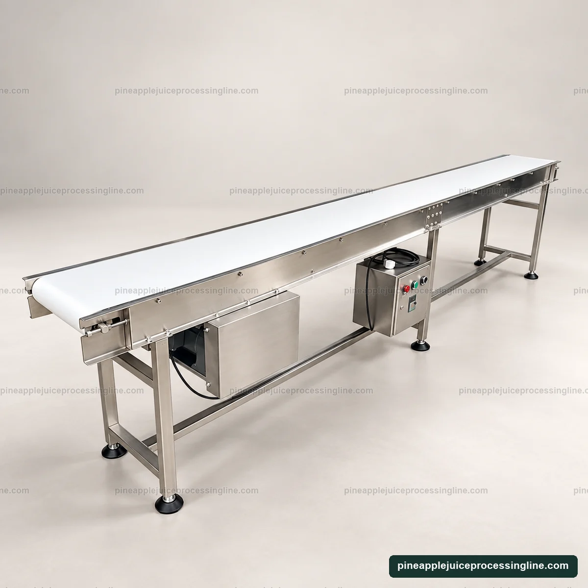 Flat preparation conveyor with stainless-steel rails and a guarded end drive